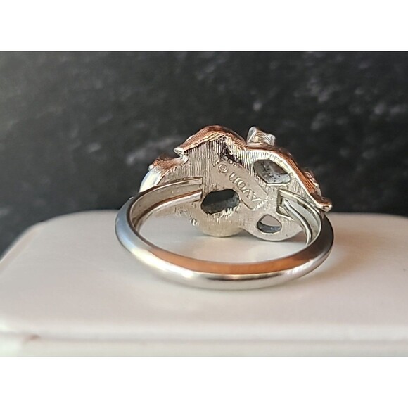 Avon Floral Silver Tone Metal Ring, Size 7 Costume Jewelry - Picture 5 of 10